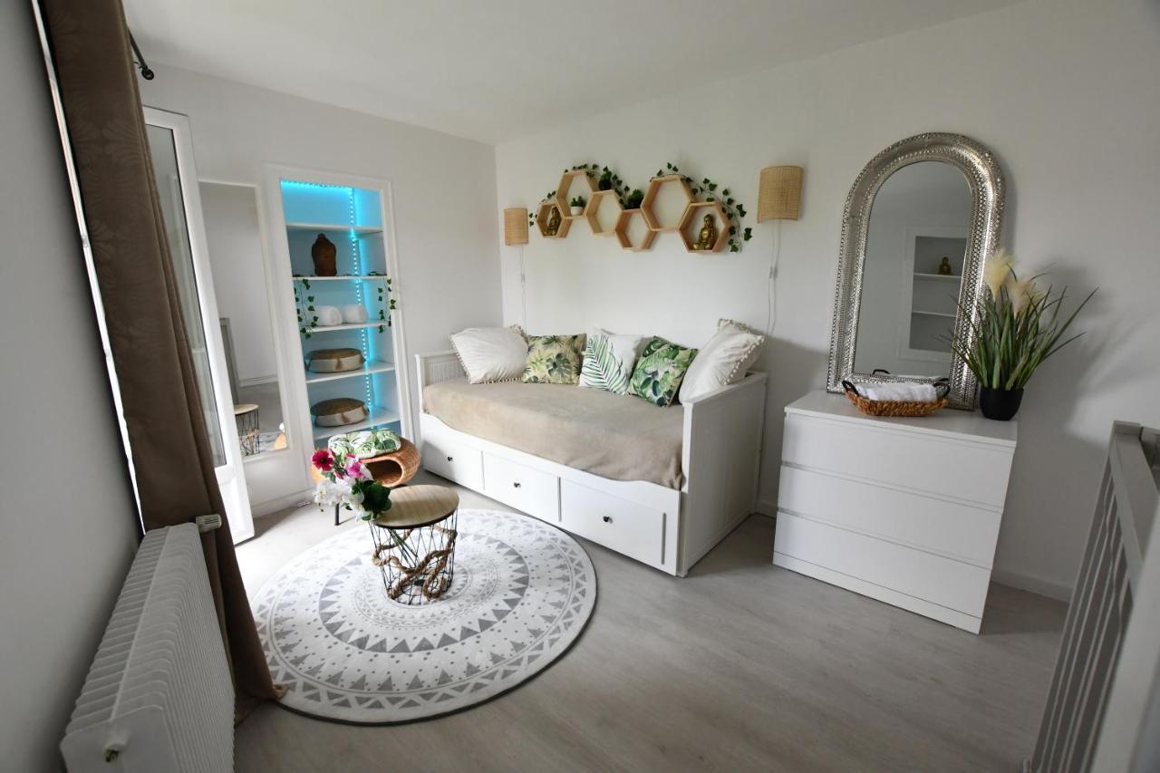 Secret Garden - Duplex Moderne - Jardin - Netflix - Apartment Provins Bagian luar foto