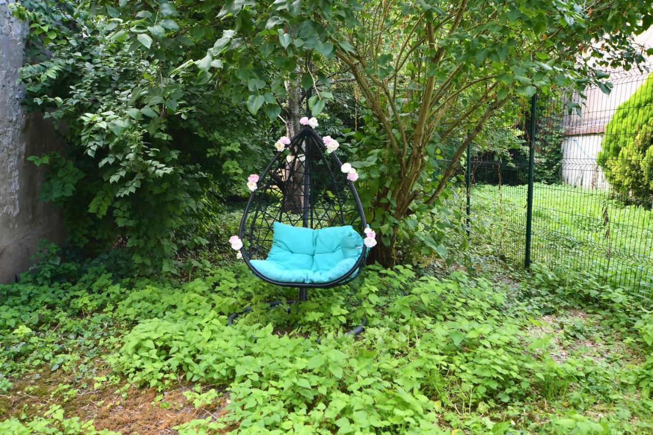Secret Garden - Duplex Moderne - Jardin - Netflix - Apartment Provins Bagian luar foto